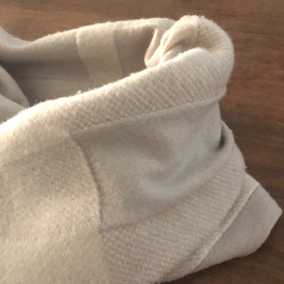 Burberry wool snood scarf - Picture 6 of 8